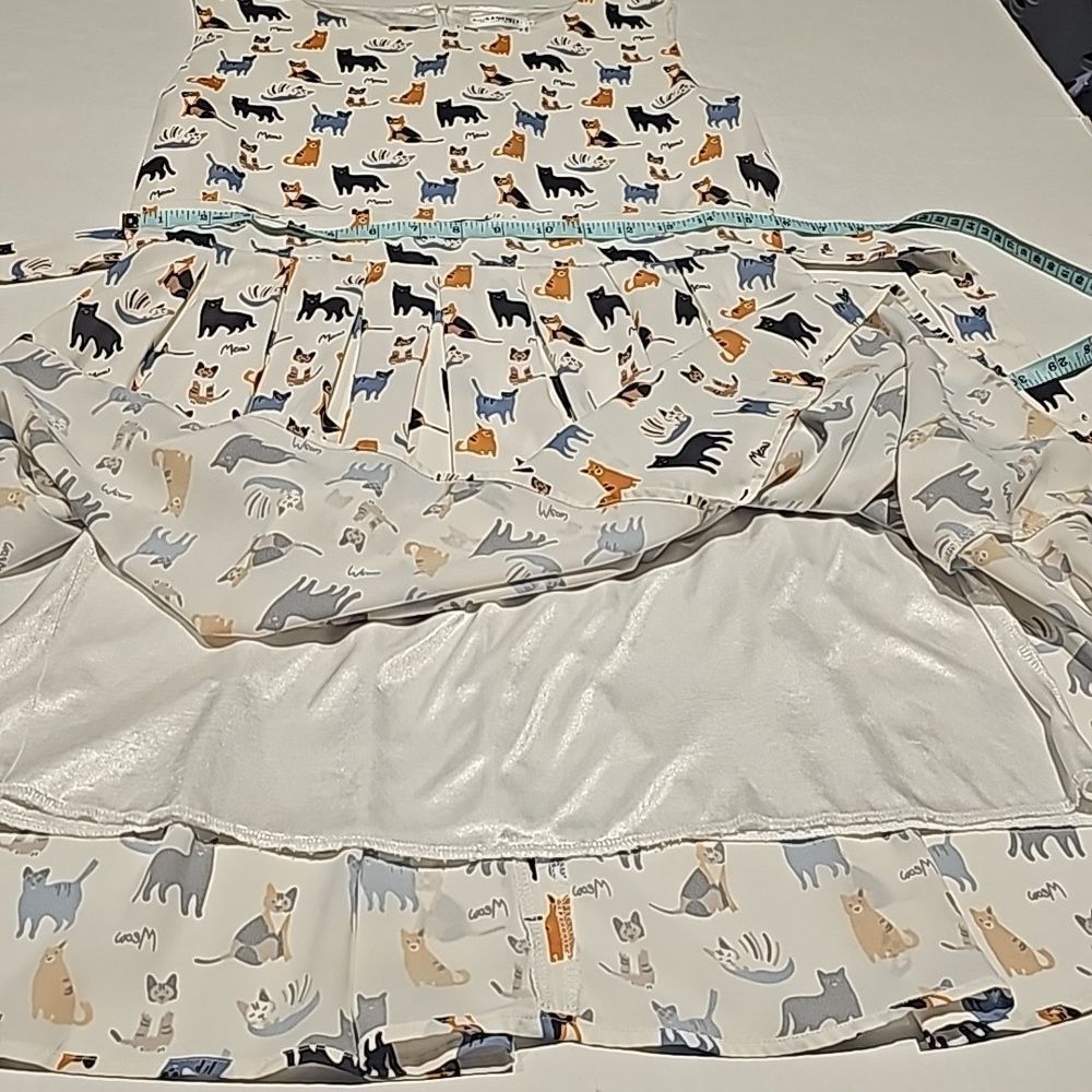 Calling all cat lovers!classic style dress with cats everywhere!size medium - Picture 10 of 12